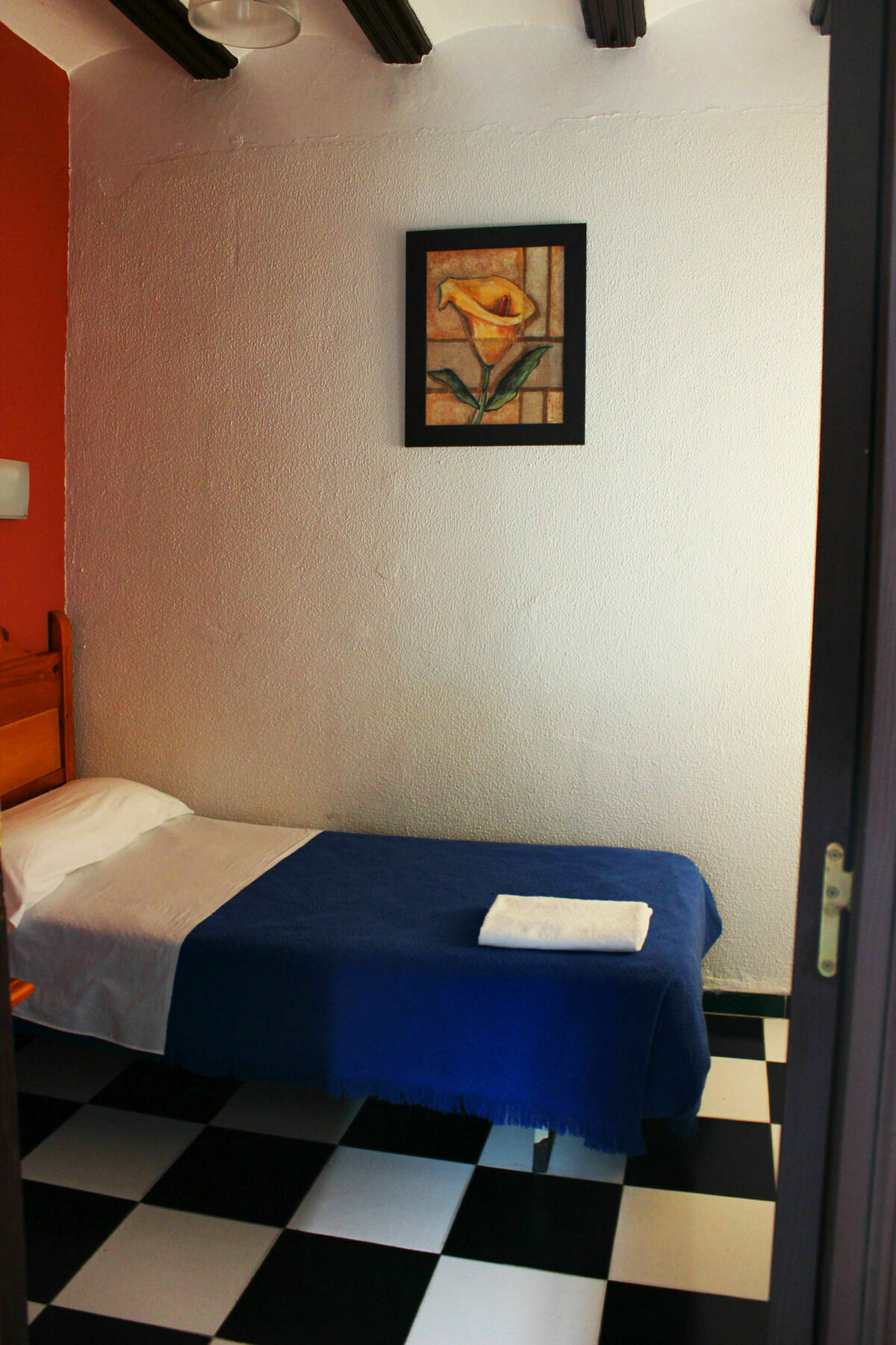 Pension Lisdos Seville Exterior photo