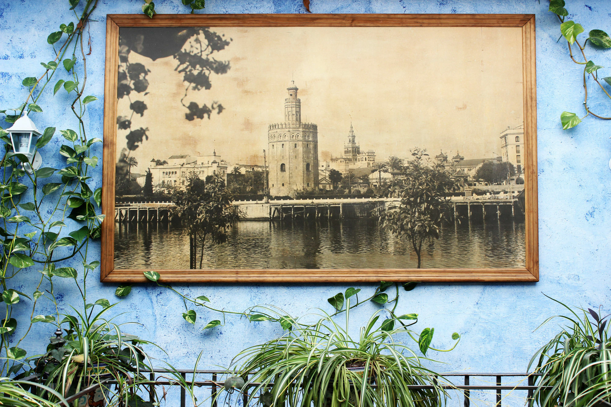 Pension Lisdos Seville Exterior photo